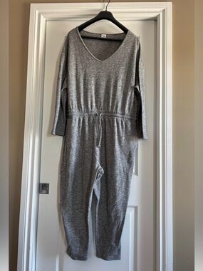 Smash + Tess Cozy Gray Knit Drawstring Waist Long-sleeve Jumpsuit Size 2XL